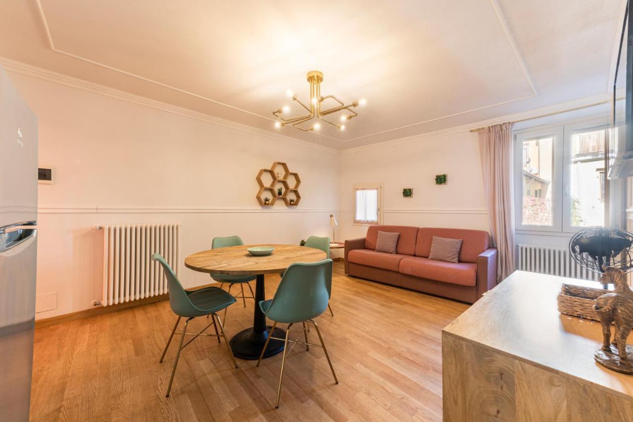 Rose By Mmega Appartement Florence Buitenkant foto